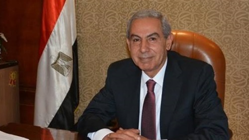 وزيرالصناعة و محافظ البحيرة يفتتحان 3 مصانع للغزل والنسيج بكفر الدوار.