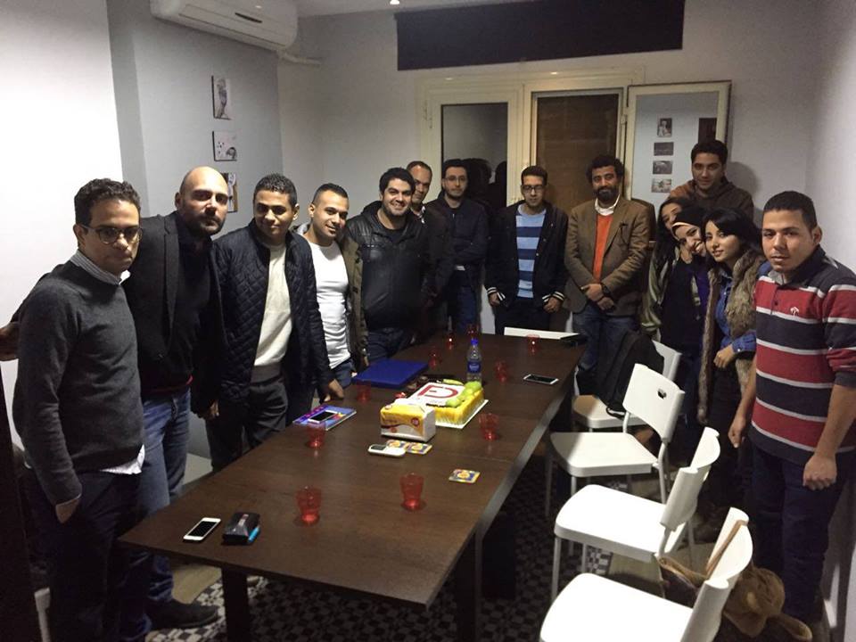 السيناريست محمد صلاح العزب يطلق كورس لتعليم السيناريو. ويؤكد: نهدف لتقديم دماء جديدة للكتابة السينمائية والتلفزيونية.