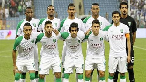 الاهلي السعودي يستغني عن 4 لاعبين