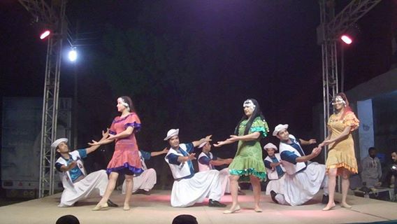 بالصور … عروض فرقة الاسماعيلية للفنون الشعبية بأسوان