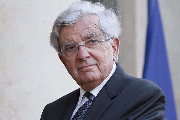 وزير الدفاع الفرنسي السابق«العالم قد يصل الي النهاية بعد إنتخاب ترامب»