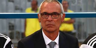 كوبر يعتذر للمصريين بعد خسارة الكأس