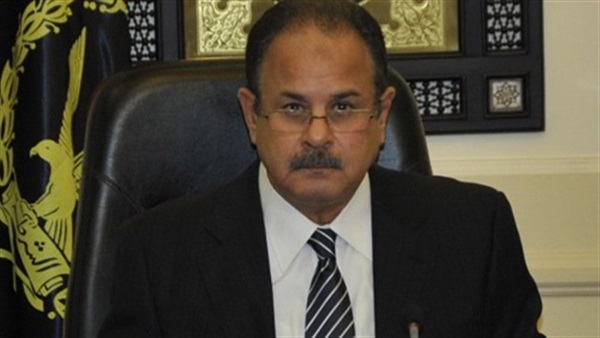 وزير الداخلية يكافئ (535) من رجال الشرطة لجهودهم فى تحقيق رسالة الأمن