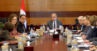 الحكومة: عقوبات صارمة علي كل من يمنع السلع عن التداول للضرر بالمتسخدمين