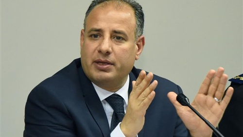 محافظ الإسكندرية يطالب رؤساء المدن بالاستعداد لفصل الصيف