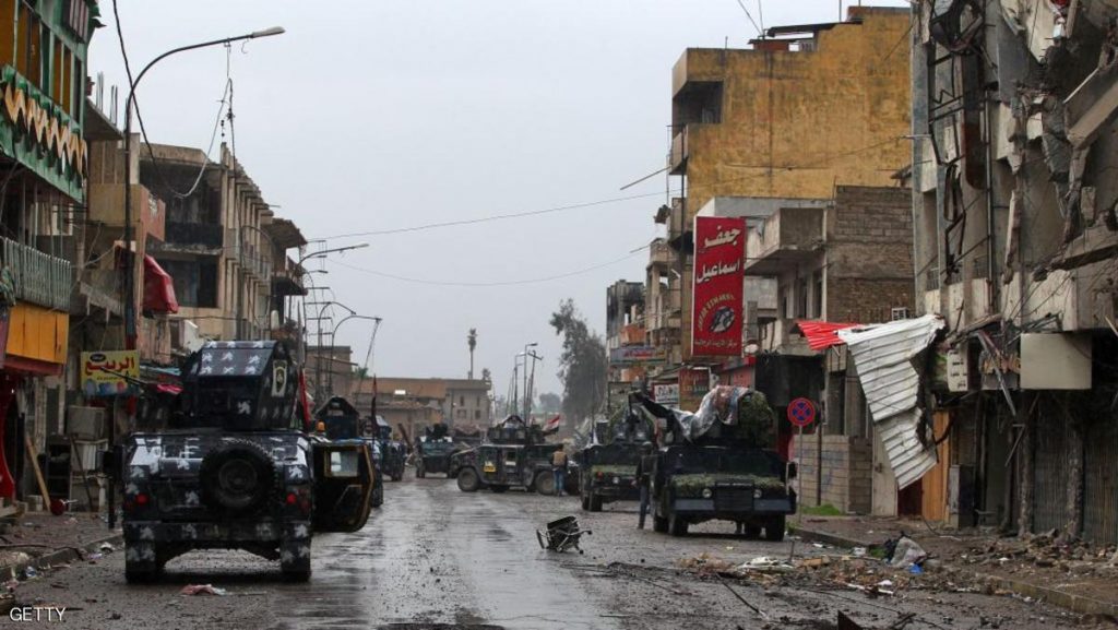 القوات العراقية تتوغل وتنشر عشرات القناصة غربي الموصل