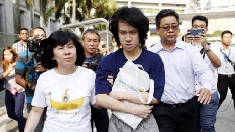 شاب سنغافوري بعد انتقاده الإسلام والمسيحية يحصل على لجوء سياسي في أمريكا