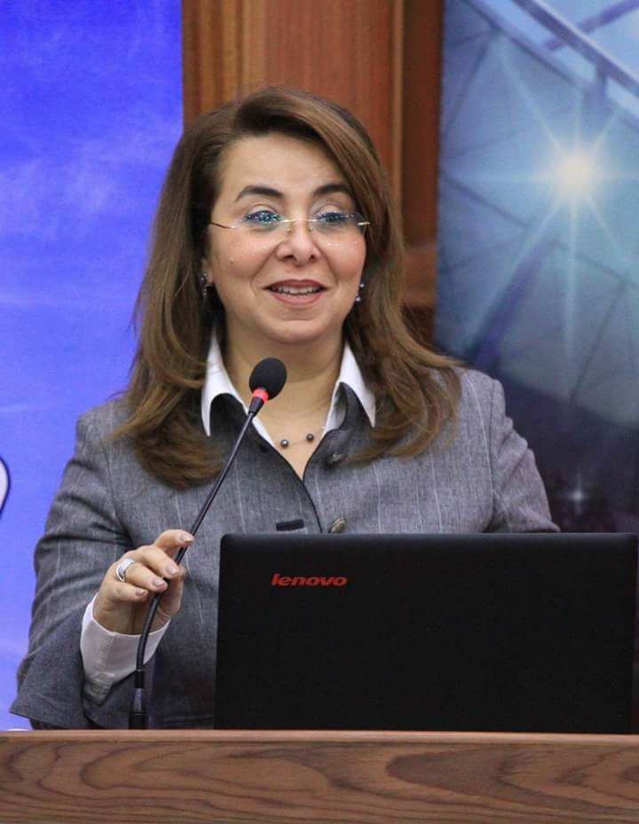 والي: عمل الأطفال مرفوض..ولابد أن يدرسوا ويلعبوا ويمارسوا هواياتهم