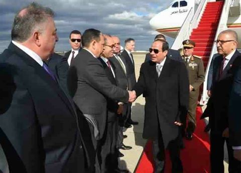 تأييد المصريين للسيسي أمام مقرة في واشنطن ..