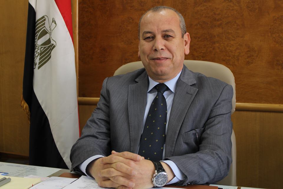 محافظ دمياط يهنئ مدرسة رأس البر الفندقية بفوزها بالمركز الأول في مسابقة المدارس الفندقية علي مستوي الجمهورية