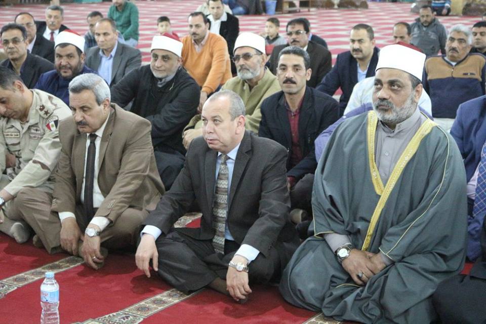 محافظ دمياط يشهد الاحتفال بليلة الاسراء والمعراج بمسجد البحر (صور)
