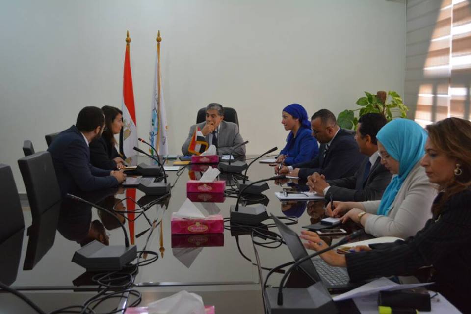 وزير البيئة يلتقي وفد الوكالة الفرنسية لبحث المشروعات المشتركة