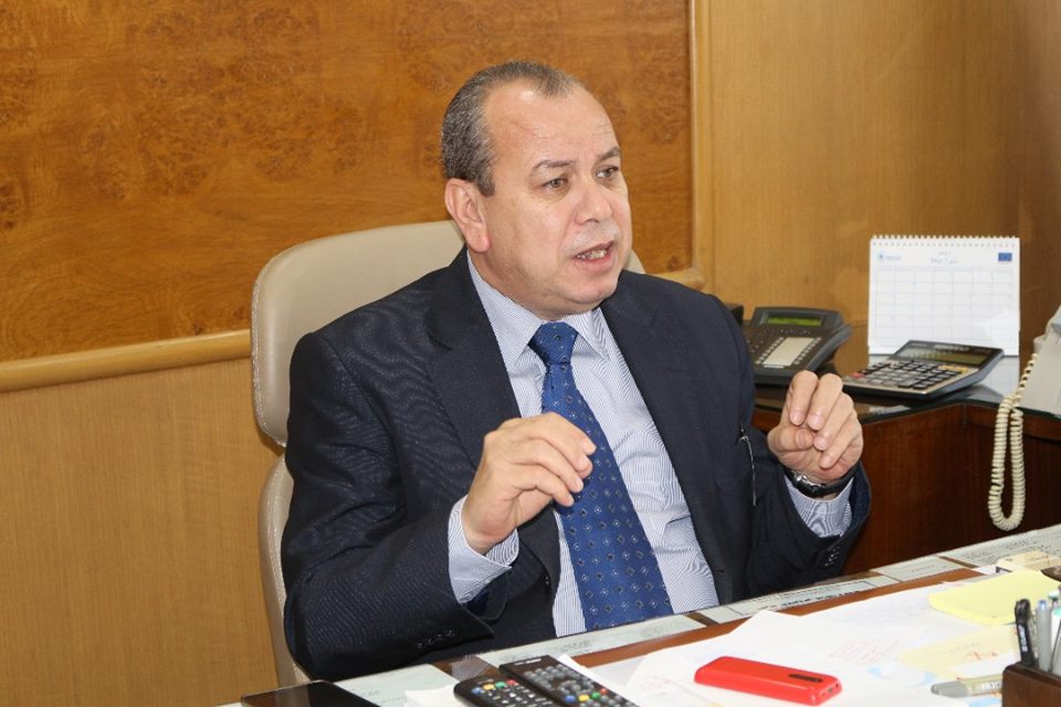 محافظ دمياط يحيل المسئولين عن الأراضي الزراعية بفارسكور للنيابة الادارية لعدم تحريرهم مخالفة بناء