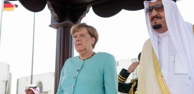 رفضت ارتداء الحجاب أمام ملك السعوديه لماذا ؟