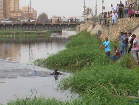 وفاة طالب بعد غرقة بالبحر في الفيوم