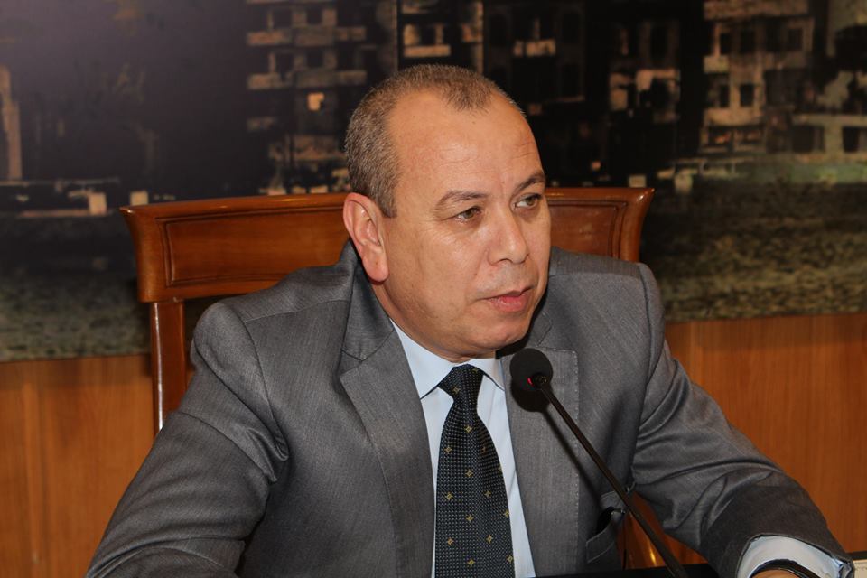 محافظ دمياط يوجه بإحالة تحقيقات الانضباط الإداري إلى جهة عمل المخالفين