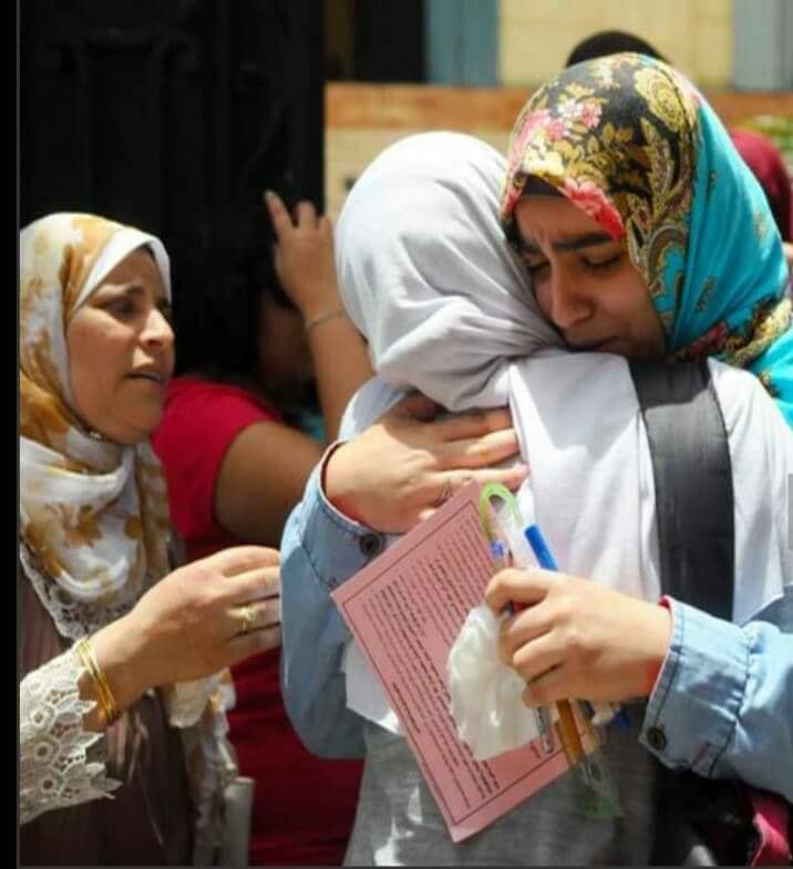 صرخة إحدي الأمهات بتعاقبو ولادنا على ايه..!!