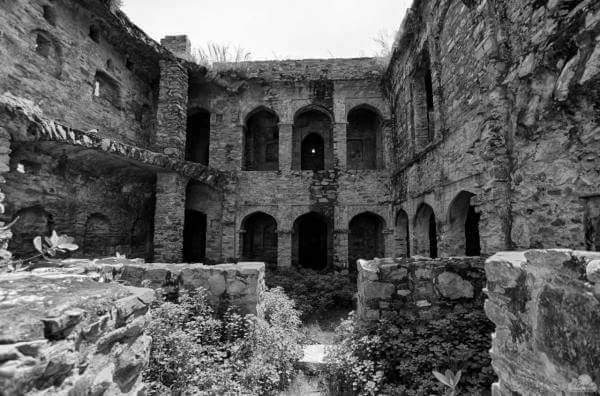 من اخطر الاماكن فى العالم التى يمنع الاقتراب منها  !!