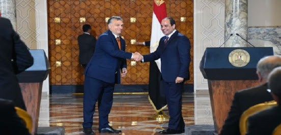 السيسي يختتم زيارته في المجر بعد مشاركته بقمة فيشجراد .