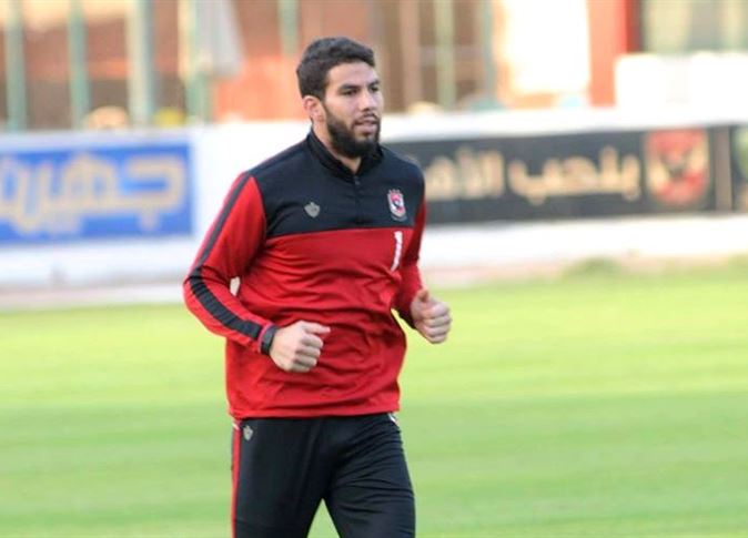 الإصابة تبعد إكرامي  عن تدريبات الاهلي لمواجهة المصري