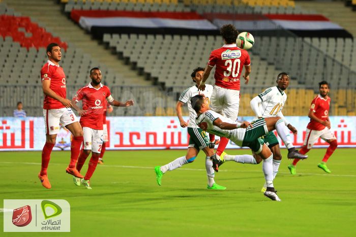 أزمة في مباراة الأهلي والمصري بسبب “الحكام”