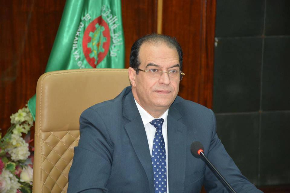 محافظ الدقهلية يقبل تبرع ١٠ ماكينات غسيل كلوي لمستشفى السنبلاوين العام