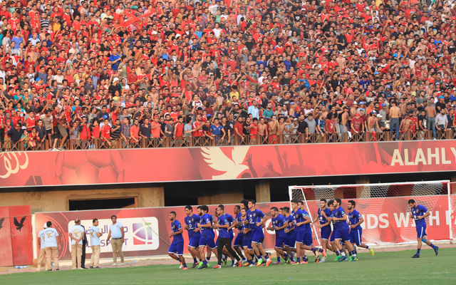 جماهير الأهلي تساند “اكرامي” قبل موقعه الترجي