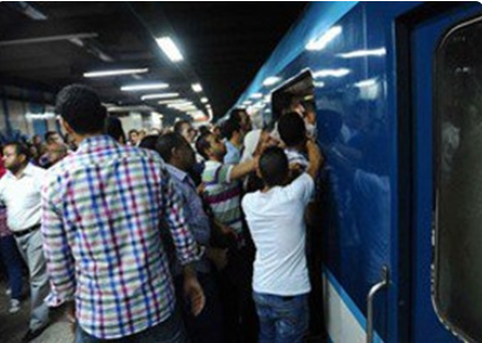 “مترو الأنفاق” عودة الحركه لطبيعتها فى الخط الأول