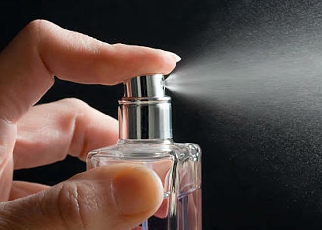 حصرياً .. أحد العطور يحمل رائحة الموت بمصر