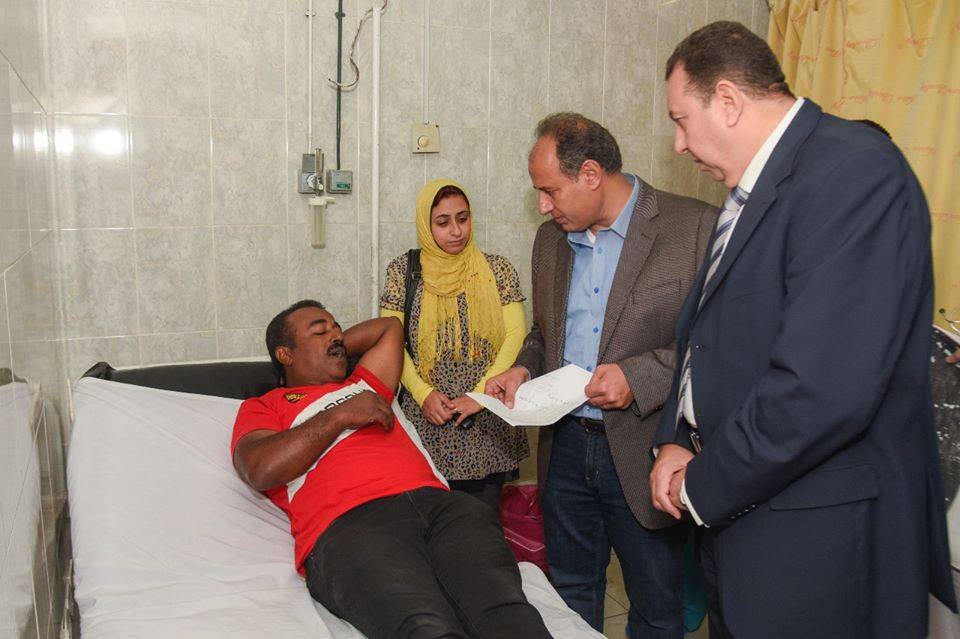 حصرياً .. محافظ الإسكندرية يتفقد العمل بمستشفى كرموز