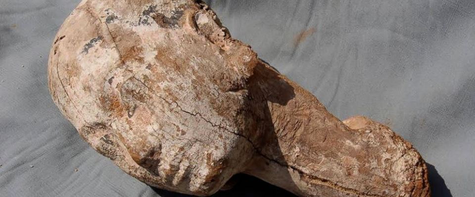 حصرياً.. مصر تكتشف تمثال أثري