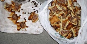 ضبط ربة منزل أثناء محاولتها تهريب مخدرات لزوجها فى السجن