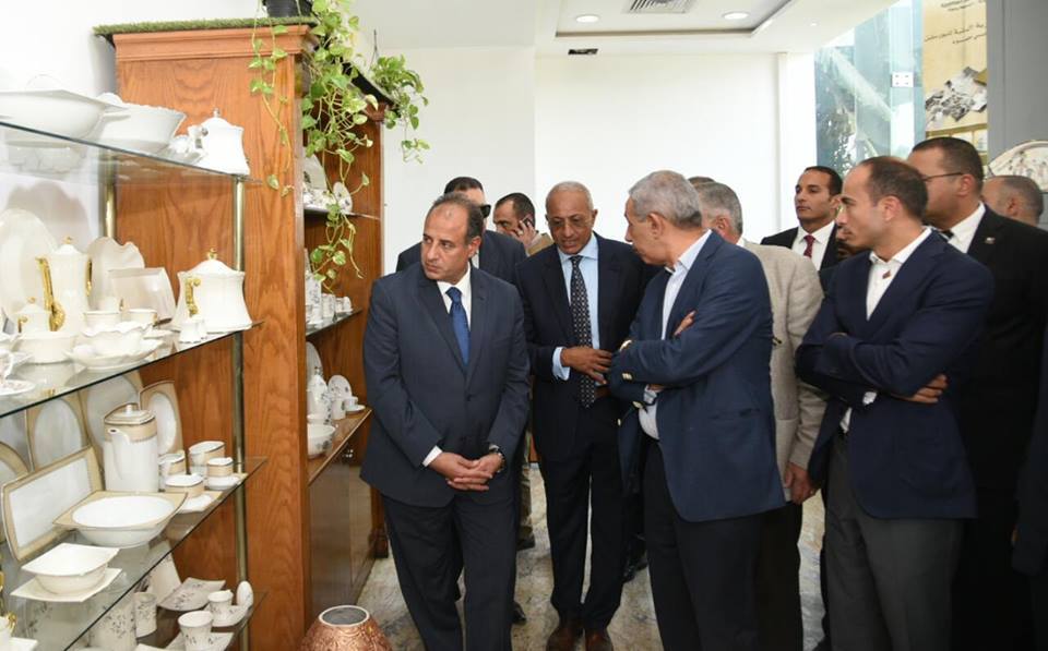 بالصور..سلطان وقابيل يفتتحان التوسعات الجديدة للشركة الالمانية لصناعة البورسلين بتكلفة ٢٠٠ مليون جنيه