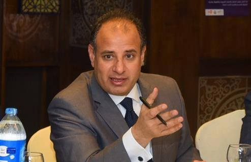 سلطان يبحث سبل تمويل المشروعات التنموية بمحافظة الإسكندرية مع بنك الاستثمار الأوروبي