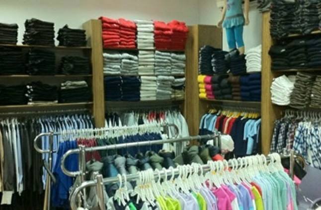 الغرفة التجارية..أسعار المنتجات الشعبي للملابس تبدأ من 200 جنيه