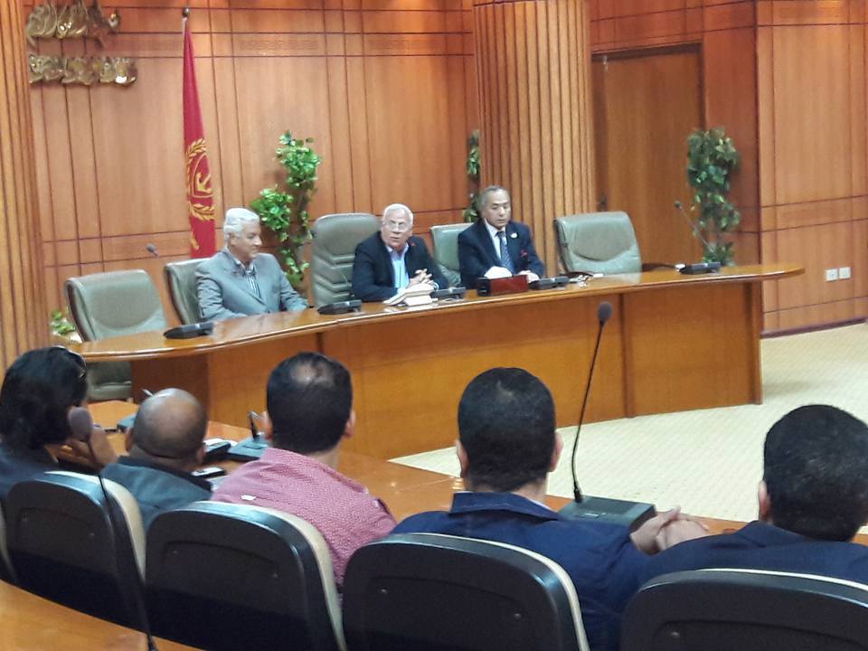 “محافظ بورسعيد “تدريب الشباب على أعمال اللوجيستيات على نفقة المحافظة