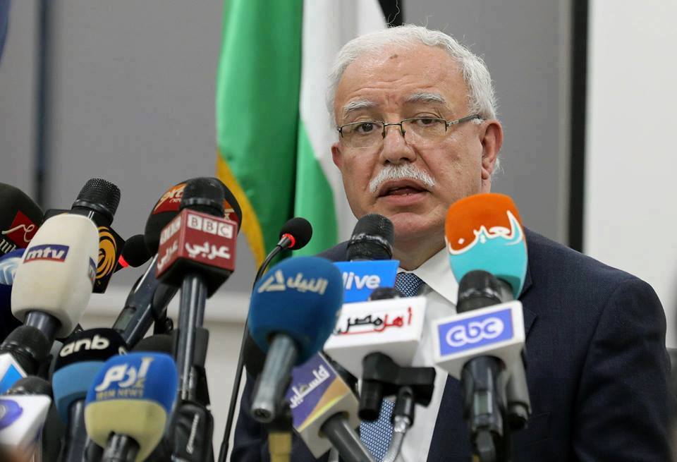 “الرئيس الفلسطينى “يطالب مجلس الأمن الدولي للأمم المتحدة بمنع قرار ترامب