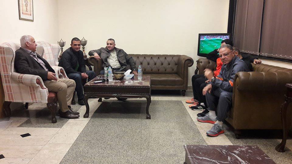 “طلعت يوسف” يحذر  اللاعبين من الرعونة والتخاذل فى المباريات القادمة لسموحة