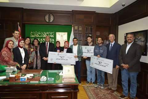 نماذج شبابية هادفة بمؤتمر” تكنولوجيا المعلومات فى حياتنا” بجامعة الإسكندرية