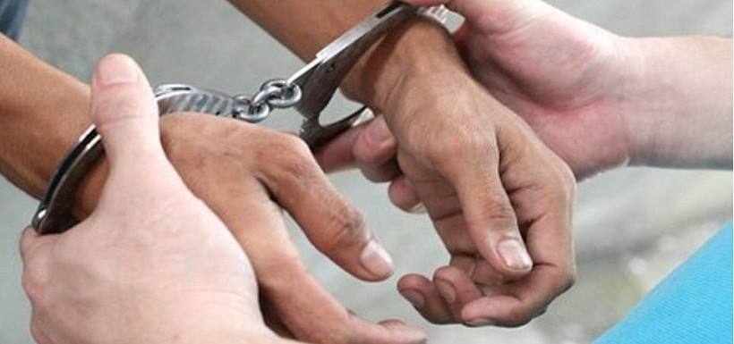 القبض علي «نصاب» إنتحل صفة مفتش صحة بالأسكندرية.