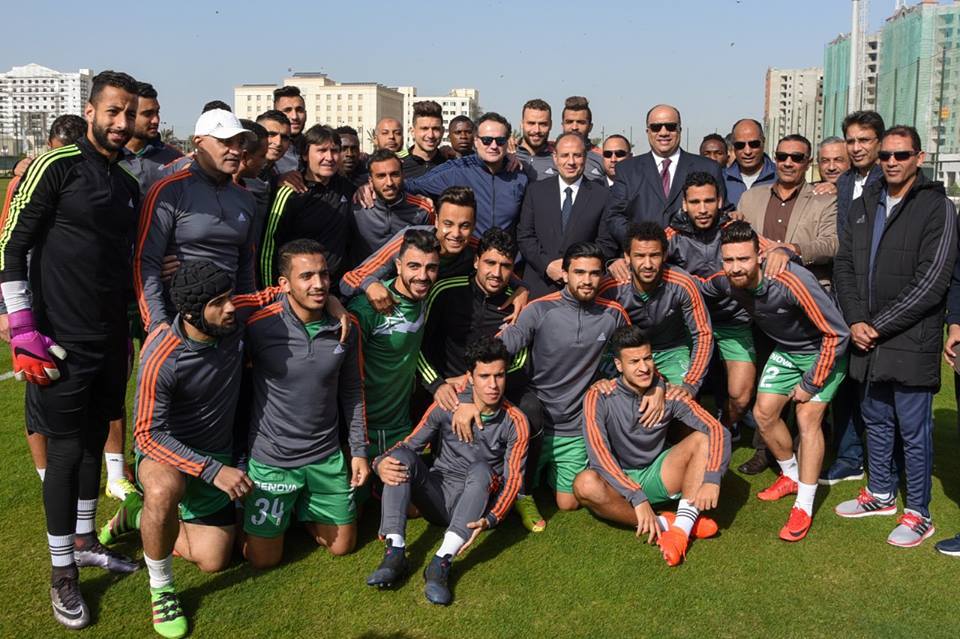 ” سلطان ” يؤكد على أهمية دعم الأندية الشعبية