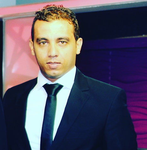 محمد رضوان يهنئ الرائد نبيل غيث رئيس مباحث بلبيس بعيد الشرطة