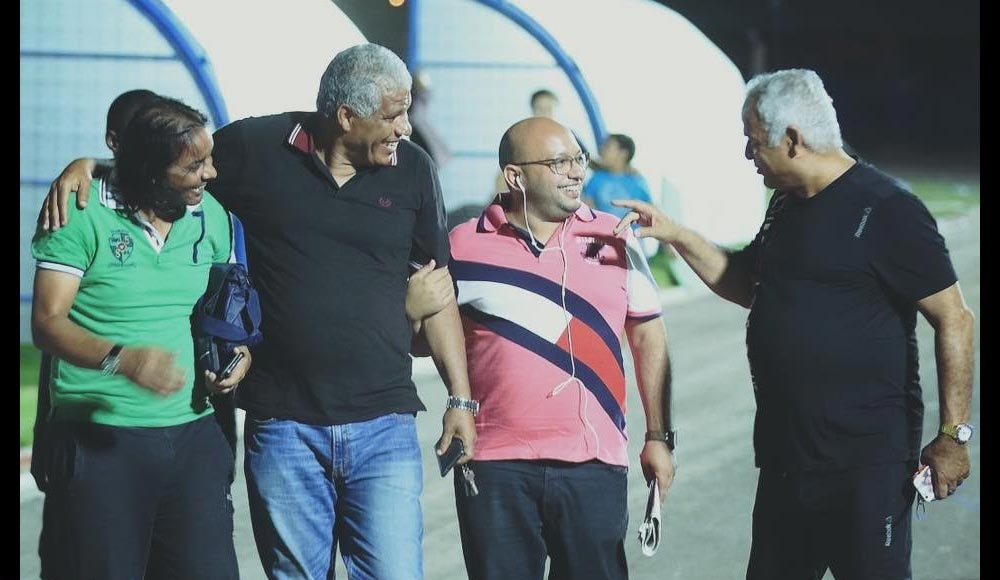 «ميمى عبد الرازق» لم يحسم موقفه من إختيار الجهاز المعاون له