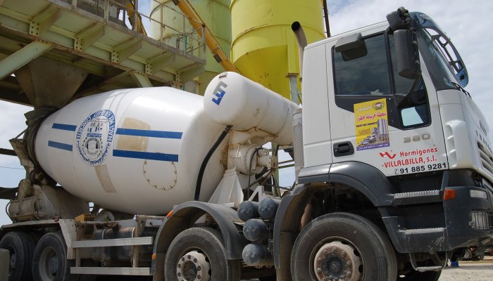 تغريم اصحاب خلاطات الخرسانه الجاهزه بالغردقة