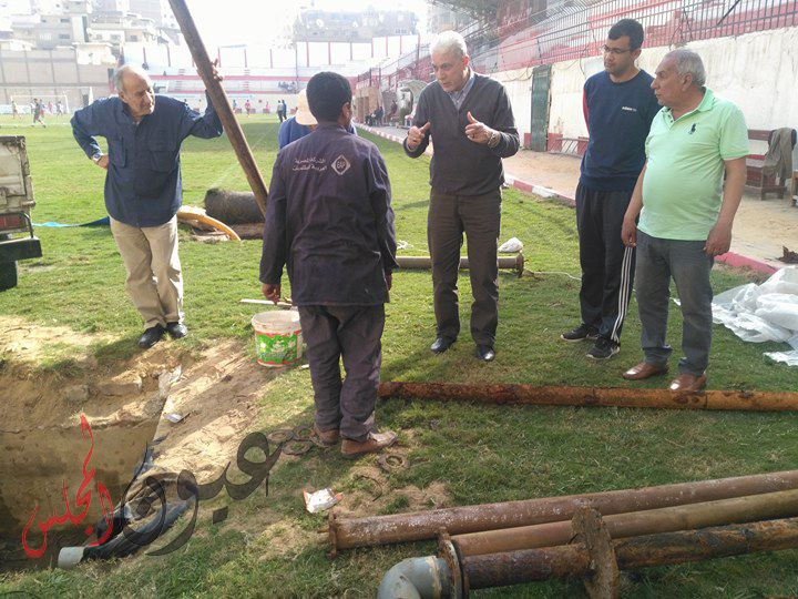 بدأ أعمال الصيانة بملعب بلدية المحلة