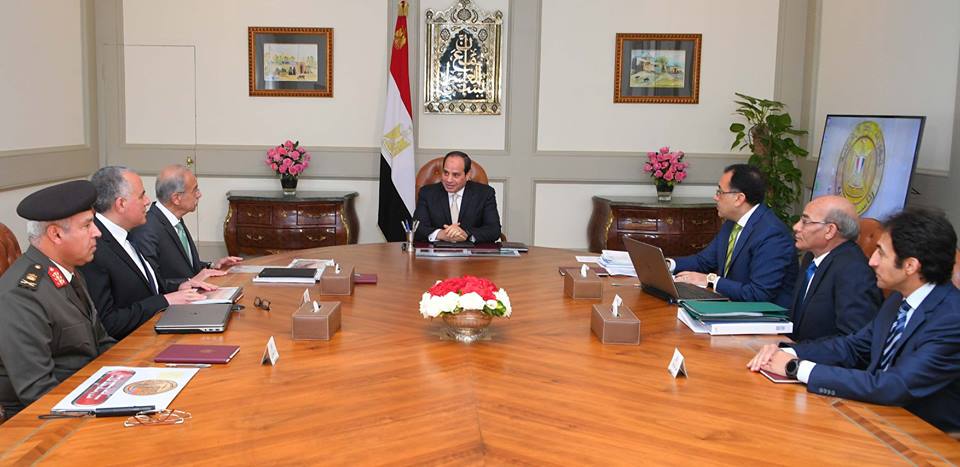 السيسي يجتمع مع 3 وزراء لمناقشة أهم المتعلقات.