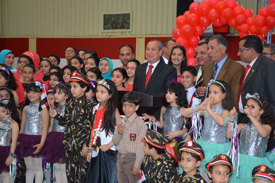 محافظ دمياط يشهد احتفالية يوم اليتيم بالصالة الرياضية المغطاة براس البر ويؤكد على أهمية تحقيق الترابط والتلاحم بين أفراد المجتمع