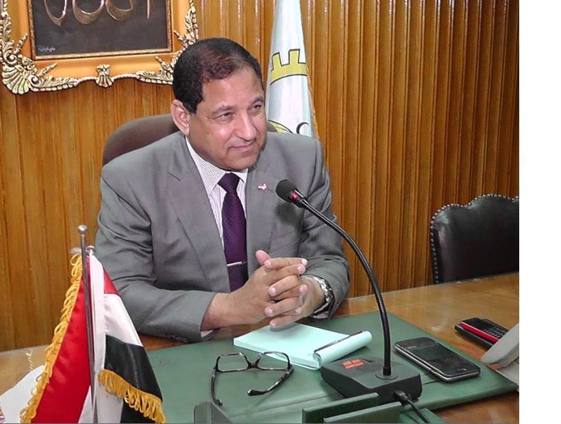 محافظ الغربية يقرر إطلاق اسم الكاتب الدكتور احمد خالد توفيق على شارع القنطرة بمدينة طنطا