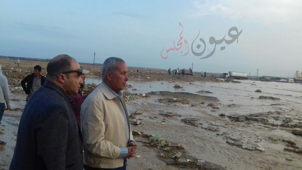 محافظ السويس يتابع موقف السيول بالسخنة