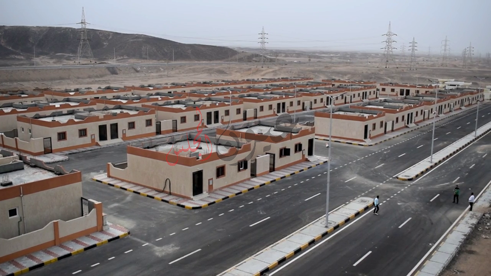 بالصور .. متابعة الأعمال بمشروع مساكن البديلة للعشوائيات بمدينة سفاجا